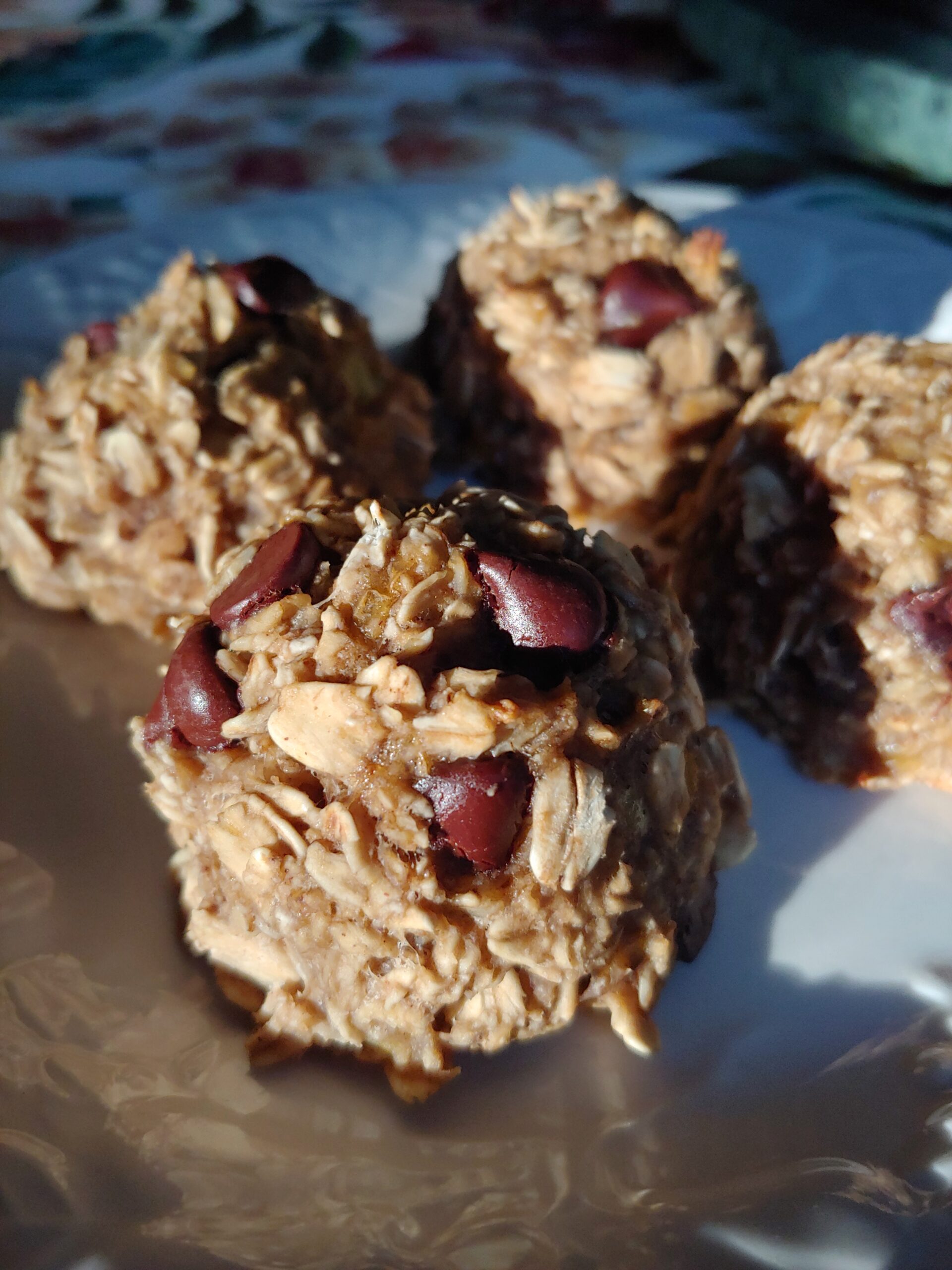 Vegan Gluten-Free Hemp Chocolate Chip Oatmeal Banana Cookie Mounds